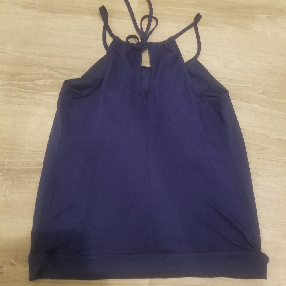 Express Top - Picture 2 of 6